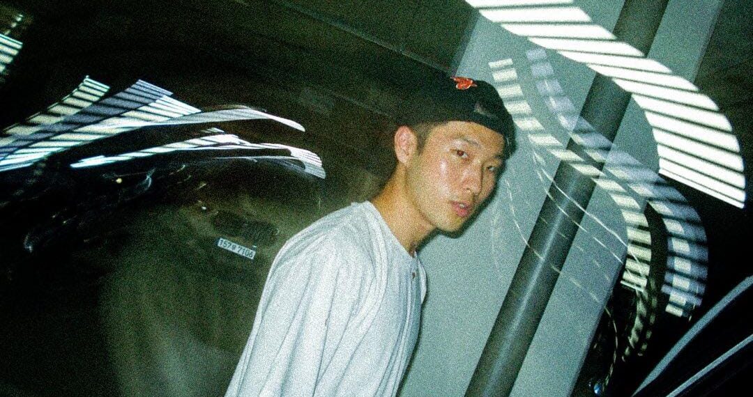 Découvre qui est Kimwoo (french and English) ?