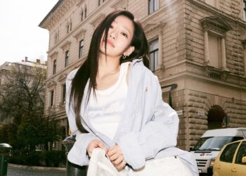 Julie [Kiss of Life] : Présentation complète